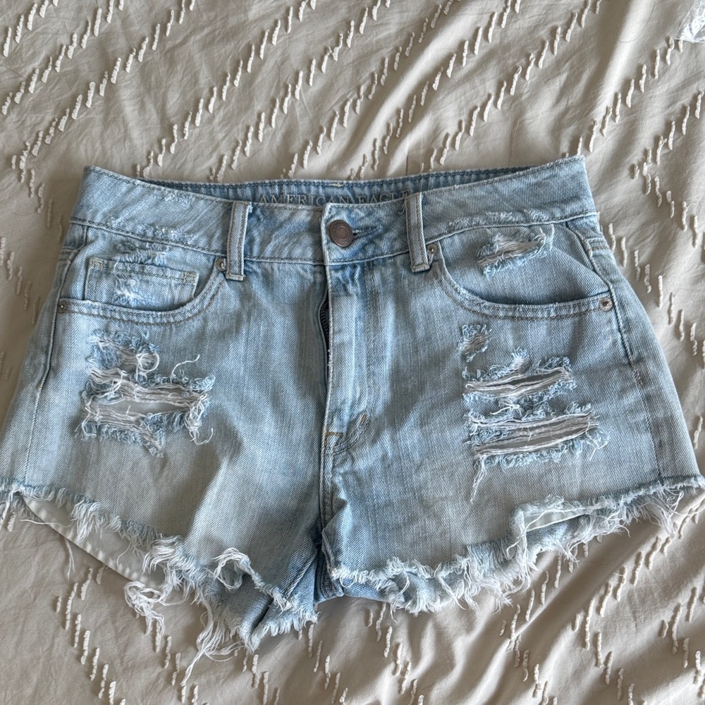 American Eagle Outfitters Light Wash Distressed Denim Cutoff Shorts